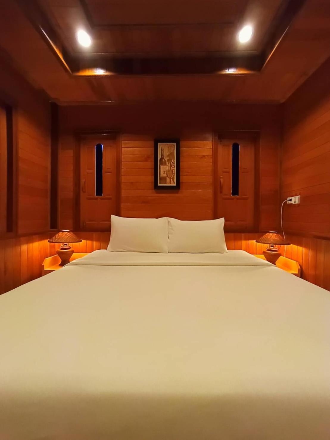 Chalet Song Lay Resort, Koh Mook, Trang Thailand *